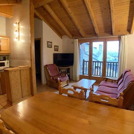 C11 - Apartamento Casa Llorgodo 2 - Villmor Cerler Buitenkant foto