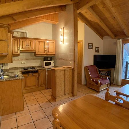 C11 - Apartamento Casa Llorgodo 2 - Villmor Cerler Buitenkant foto